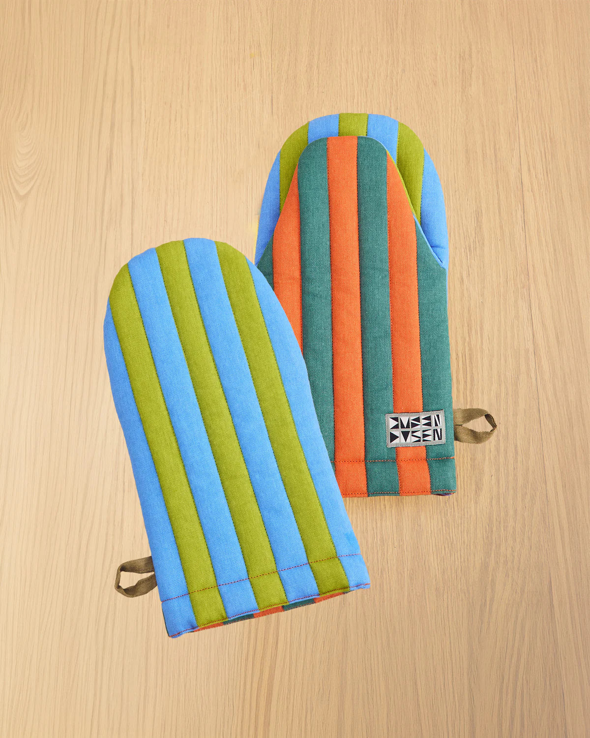 Dusen Dusen Oven Mitt in Grasshopper